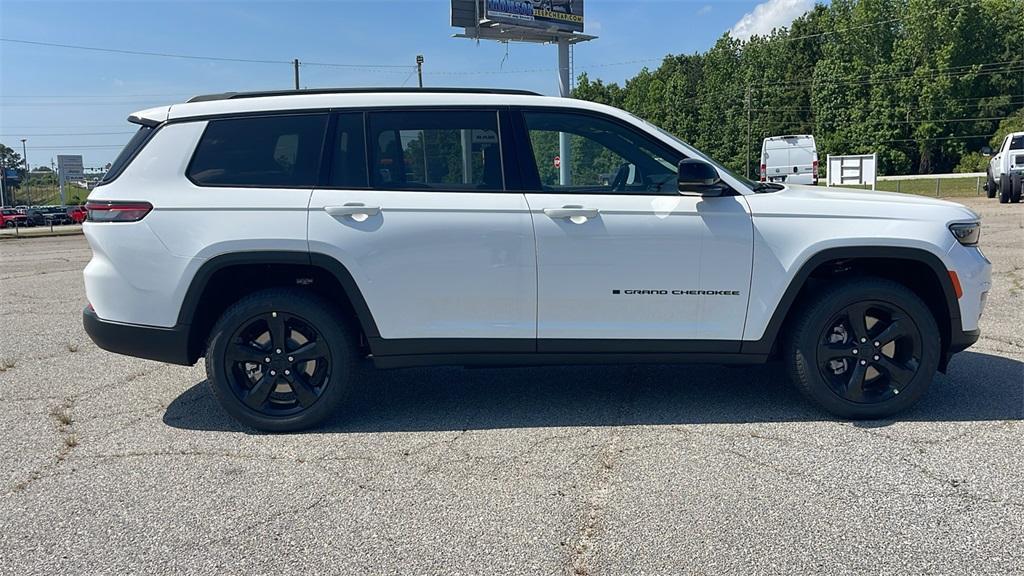 new 2025 Jeep Grand Cherokee L car, priced at $44,270