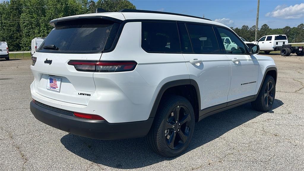 new 2025 Jeep Grand Cherokee L car, priced at $44,270