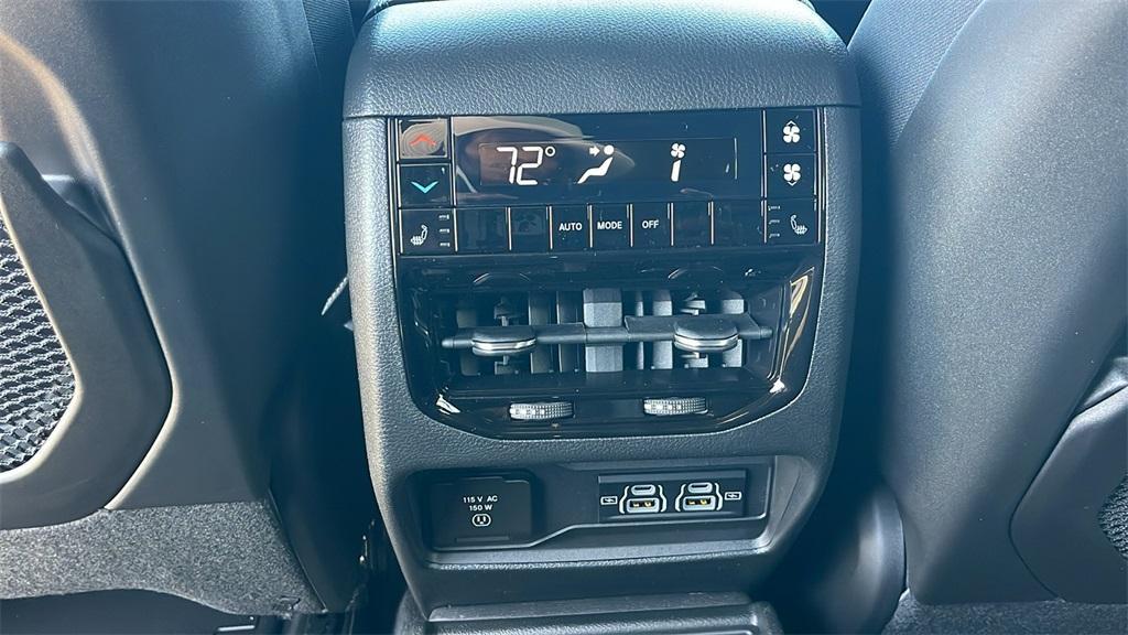 new 2025 Jeep Grand Cherokee L car, priced at $44,270