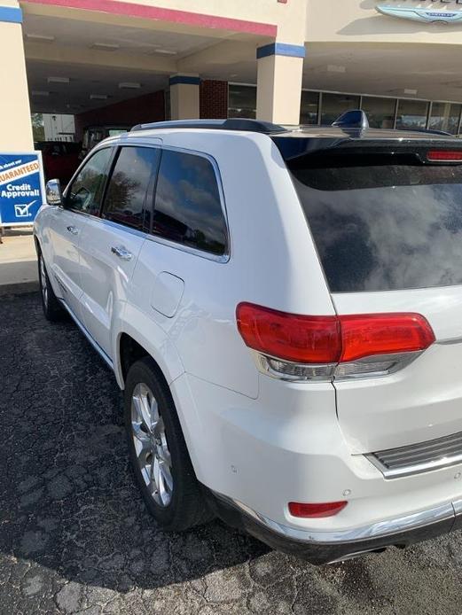 used 2021 Jeep Grand Cherokee car, priced at $33,980