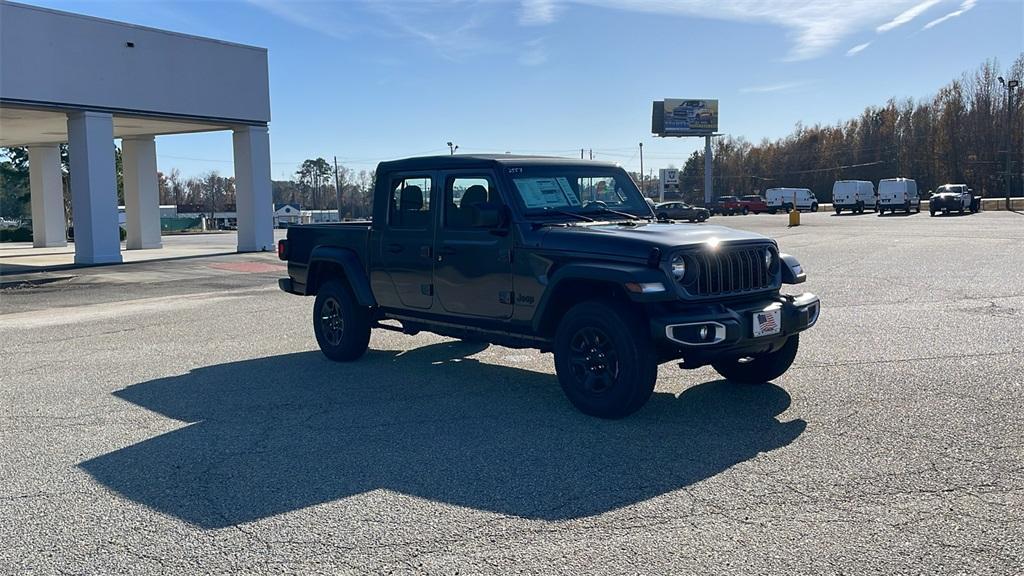 new 2025 Jeep Gladiator car, priced at $37,770