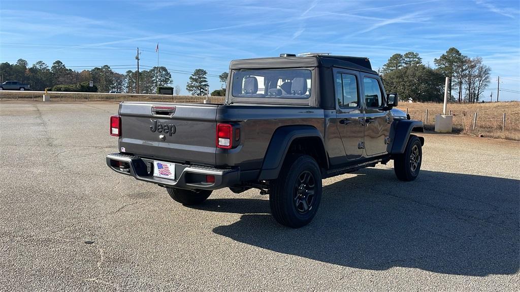 new 2025 Jeep Gladiator car, priced at $37,770