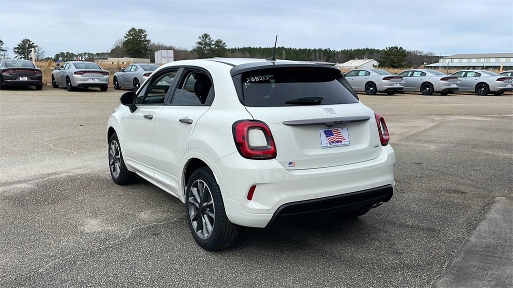 new 2023 FIAT 500X car, priced at $25,500