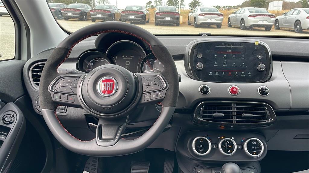 new 2023 FIAT 500X car, priced at $25,500