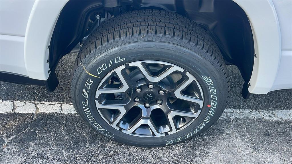 new 2025 Ram 1500 car, priced at $59,770