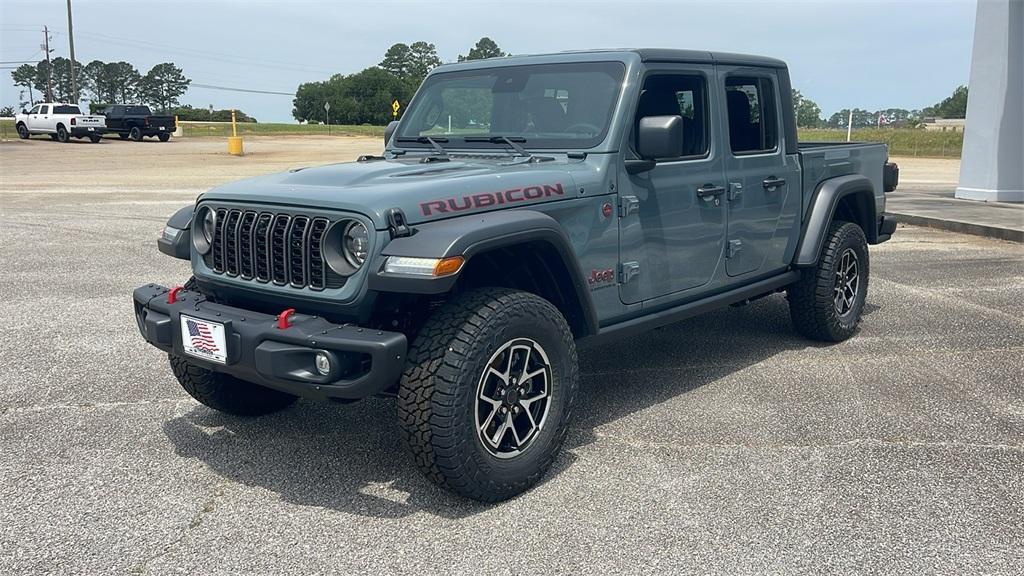 new 2025 Jeep Gladiator car, priced at $53,370