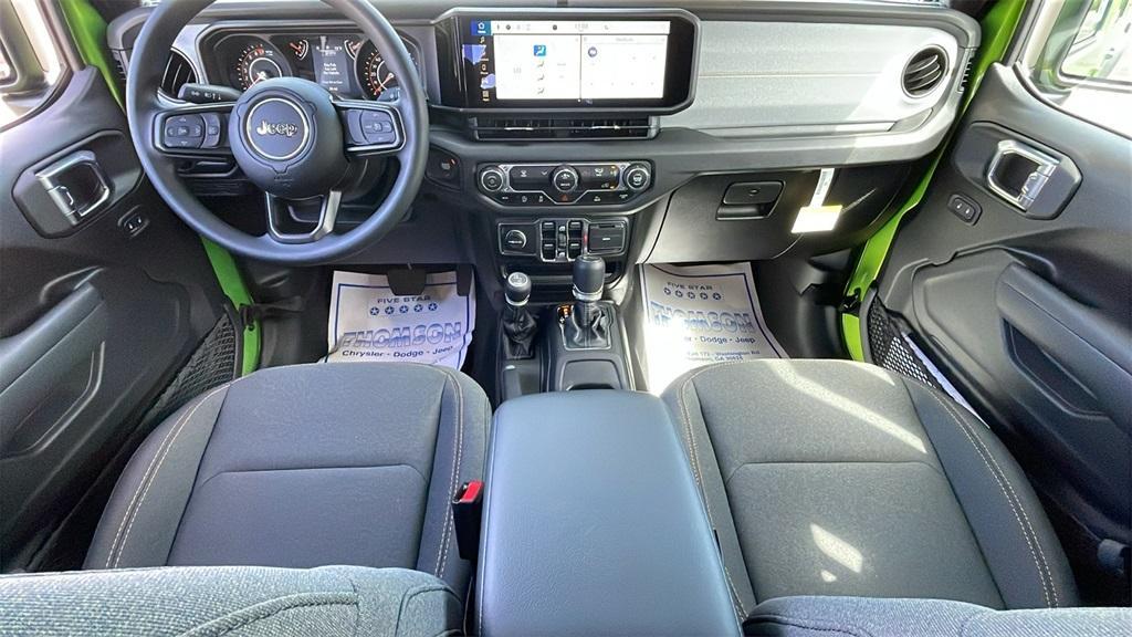 new 2025 Jeep Gladiator car, priced at $37,900