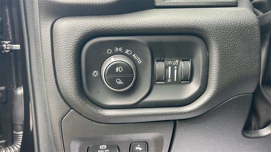 new 2025 Ram 1500 car, priced at $52,450