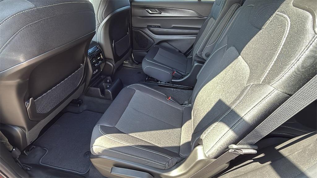new 2025 Jeep Grand Cherokee L car, priced at $35,350