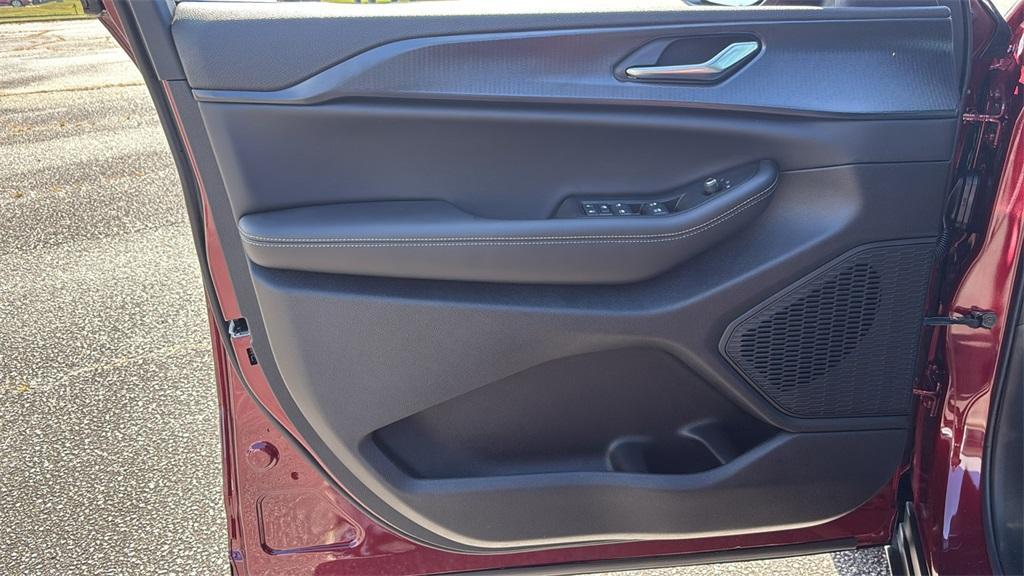 new 2025 Jeep Grand Cherokee L car, priced at $35,350
