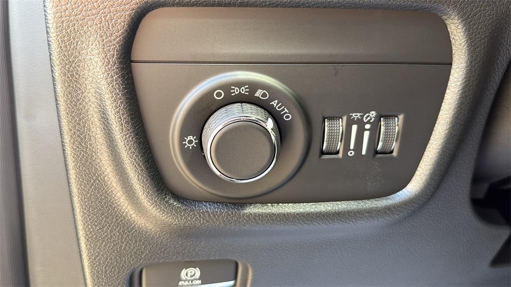 new 2025 Jeep Grand Cherokee L car, priced at $35,350