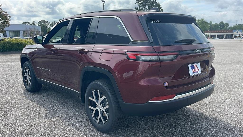 new 2025 Jeep Grand Cherokee car, priced at $39,972