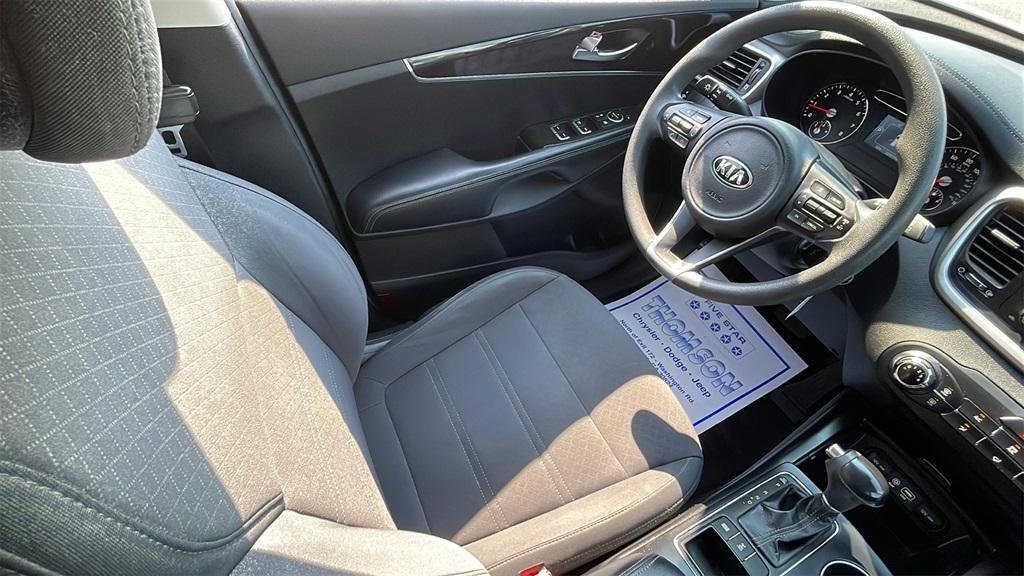 used 2017 Kia Sorento car, priced at $9,150