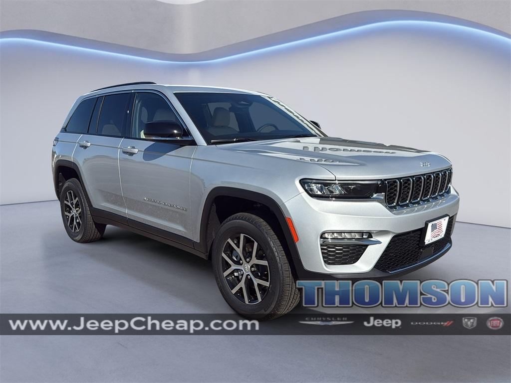 new 2025 Jeep Grand Cherokee car, priced at $37,573