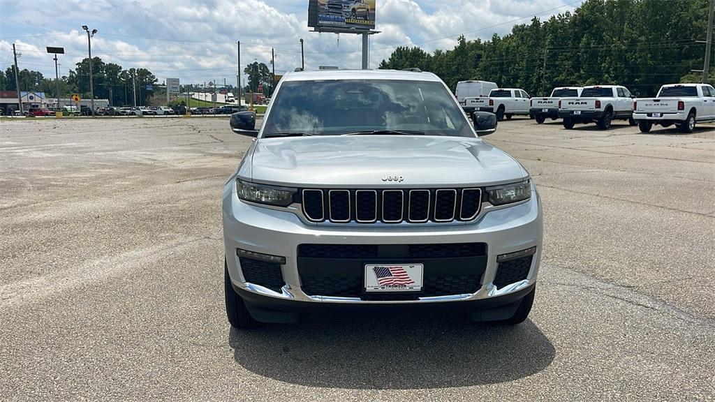 new 2025 Jeep Grand Cherokee L car, priced at $40,952
