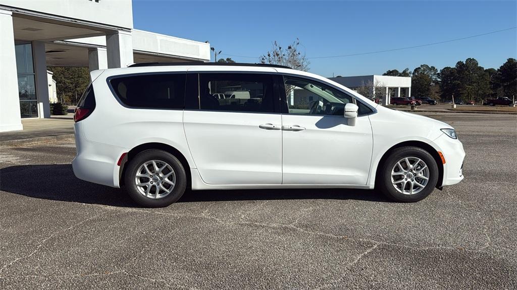 used 2022 Chrysler Pacifica car, priced at $23,710