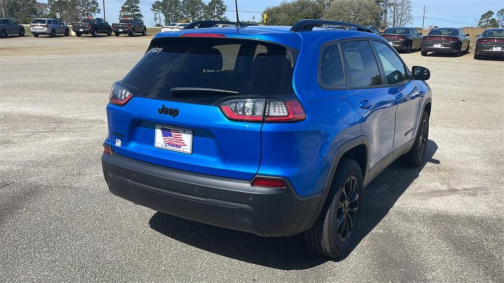 new 2023 Jeep Cherokee car, priced at $34,900