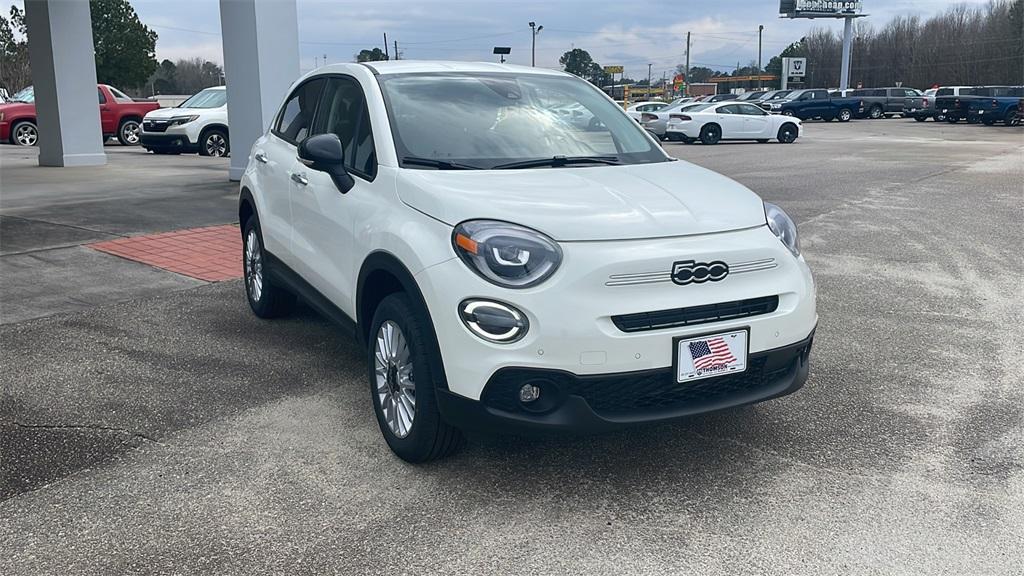 new 2023 FIAT 500X car, priced at $31,490