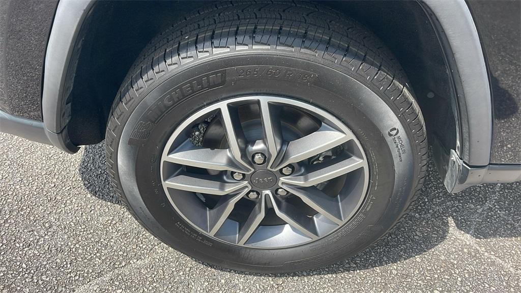 used 2020 Jeep Grand Cherokee car, priced at $20,560