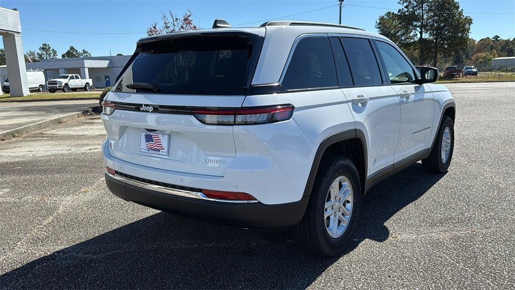 new 2025 Jeep Grand Cherokee car, priced at $32,950