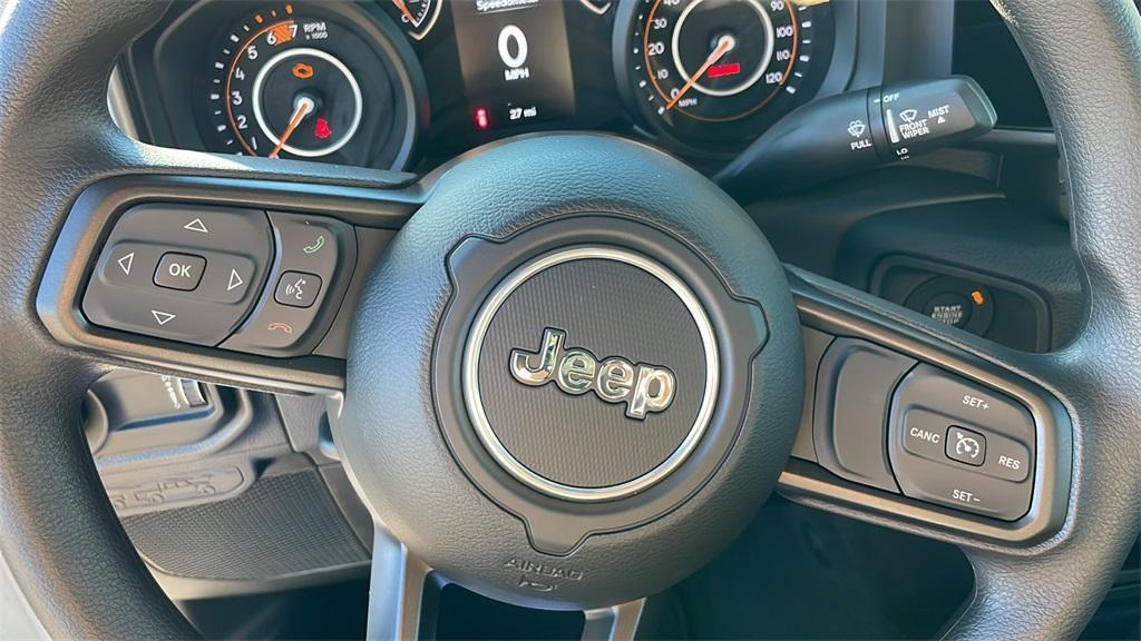 new 2025 Jeep Wrangler car, priced at $30,450