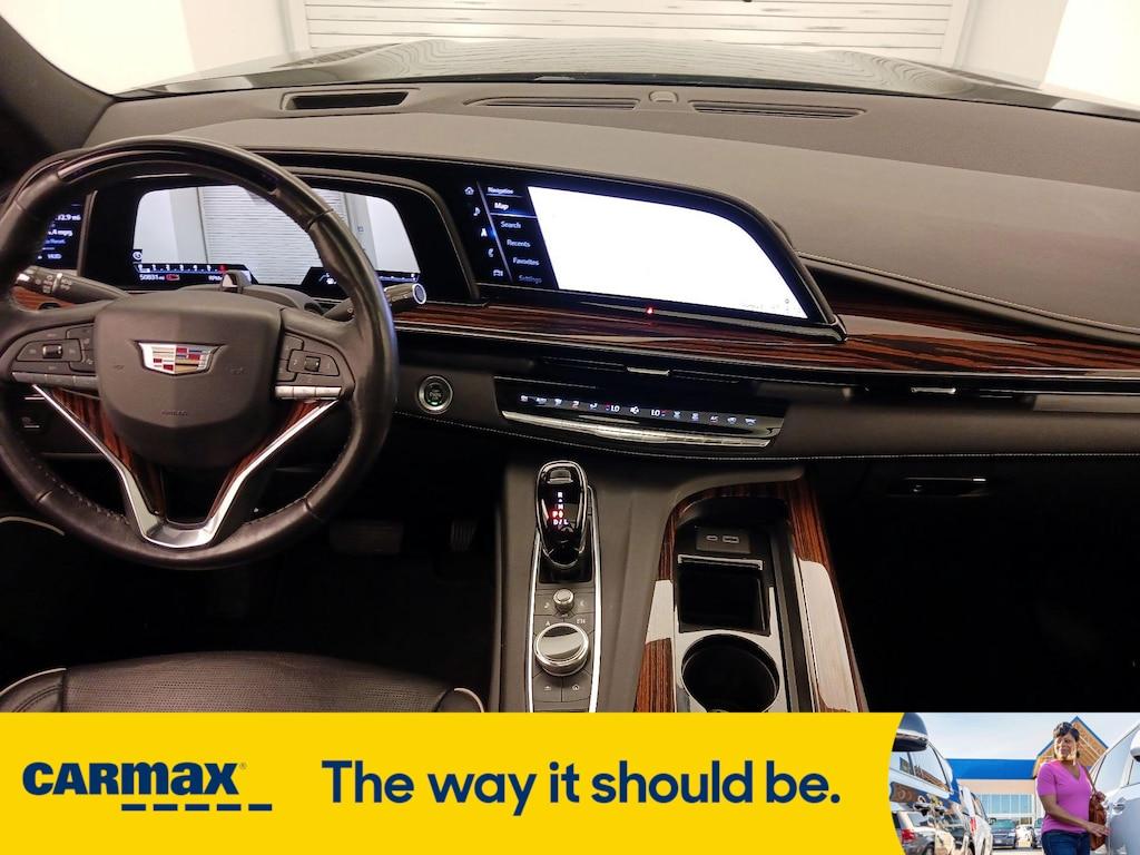 used 2022 Cadillac Escalade car, priced at $67,998