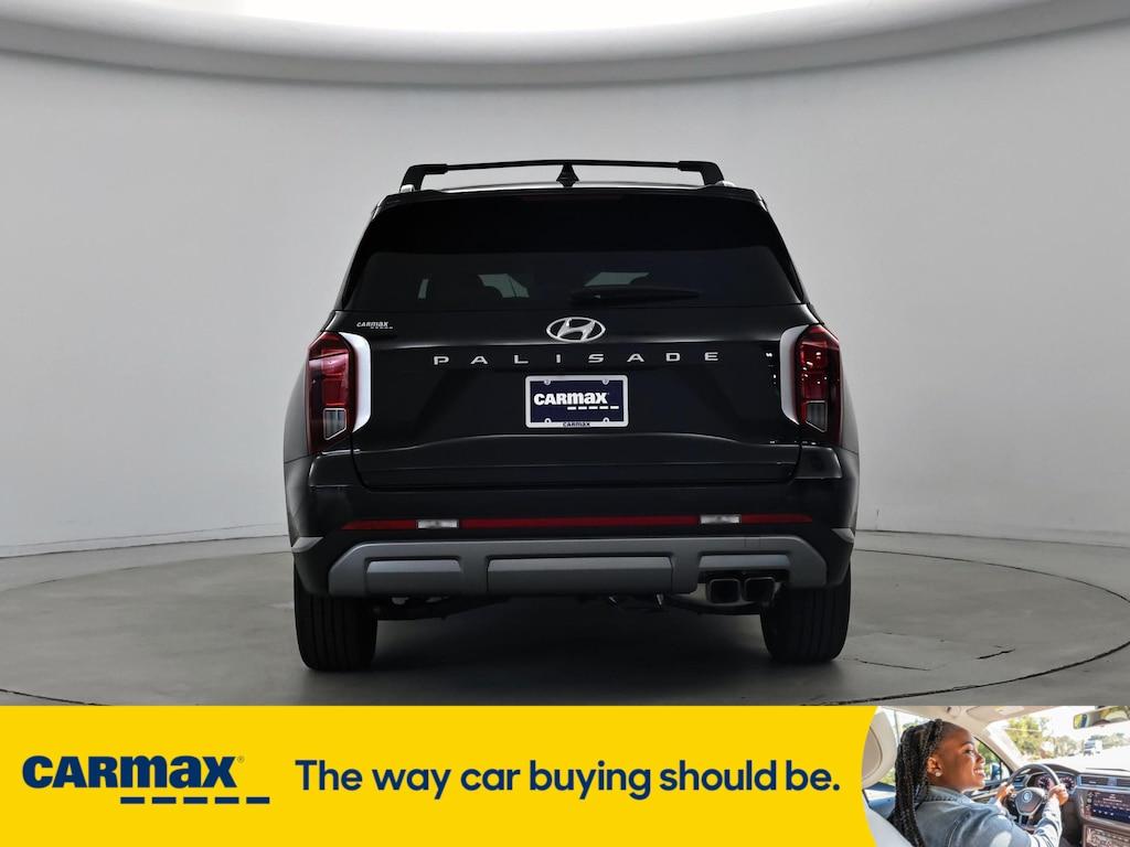 used 2024 Hyundai Palisade car, priced at $43,998