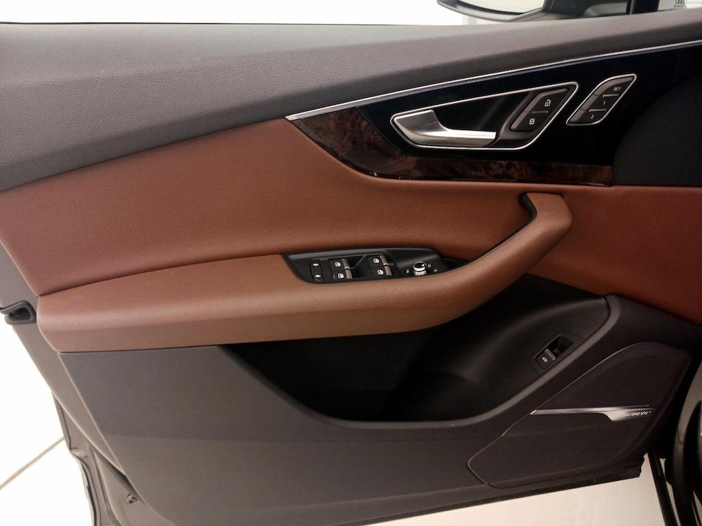 used 2019 Audi Q7 car, priced at $28,998