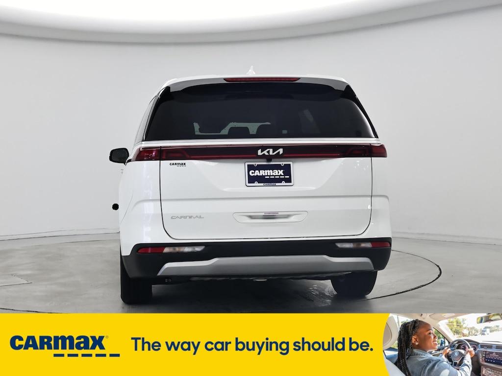 used 2024 Kia Carnival car, priced at $35,998
