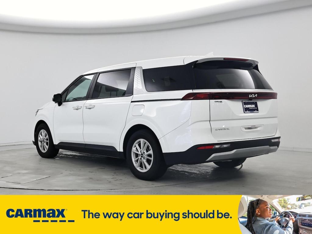 used 2024 Kia Carnival car, priced at $35,998