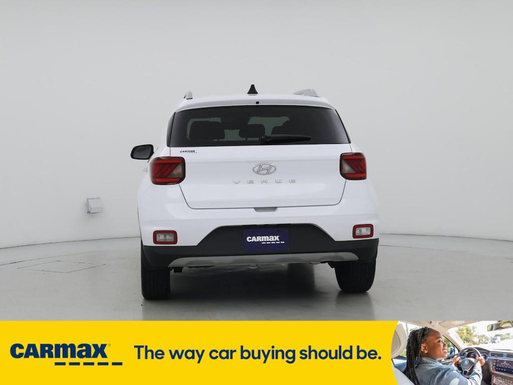 used 2022 Hyundai Venue car, priced at $19,998