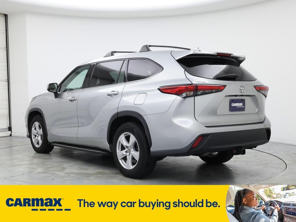 used 2021 Toyota Highlander car, priced at $27,998