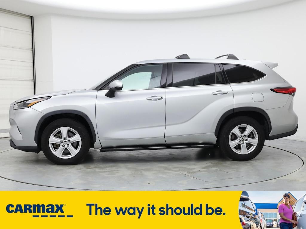 used 2021 Toyota Highlander car, priced at $27,998
