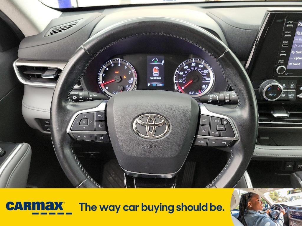 used 2021 Toyota Highlander car, priced at $27,998