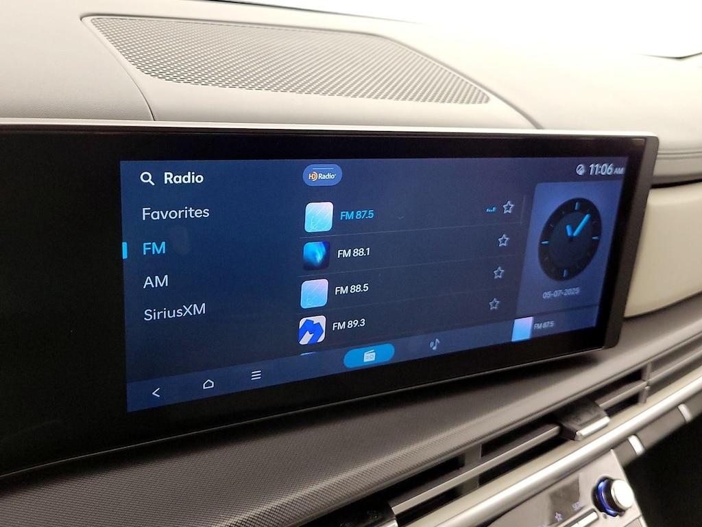 used 2024 Hyundai Santa Fe car, priced at $36,998
