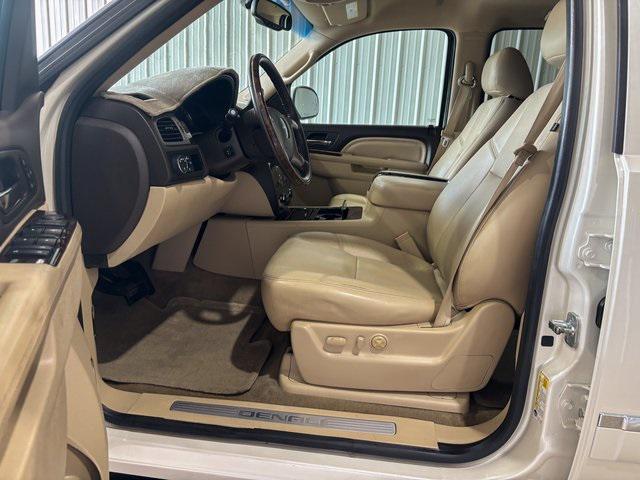 used 2013 GMC Yukon car, priced at $17,995