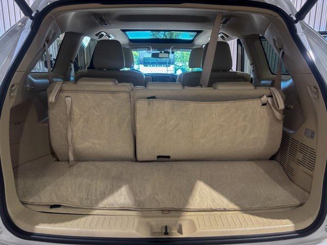 used 2016 Toyota Highlander car, priced at $23,995