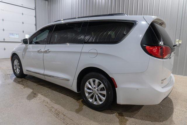used 2018 Chrysler Pacifica car, priced at $14,995