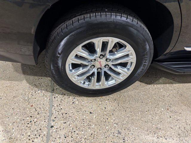 used 2024 GMC Yukon car, priced at $58,990