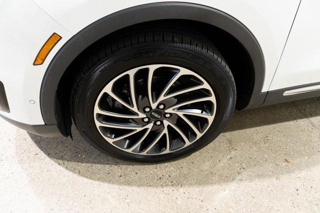 used 2020 Lincoln Nautilus car, priced at $27,500