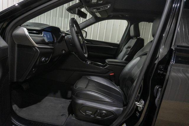 used 2024 Jeep Grand Cherokee L car, priced at $37,995