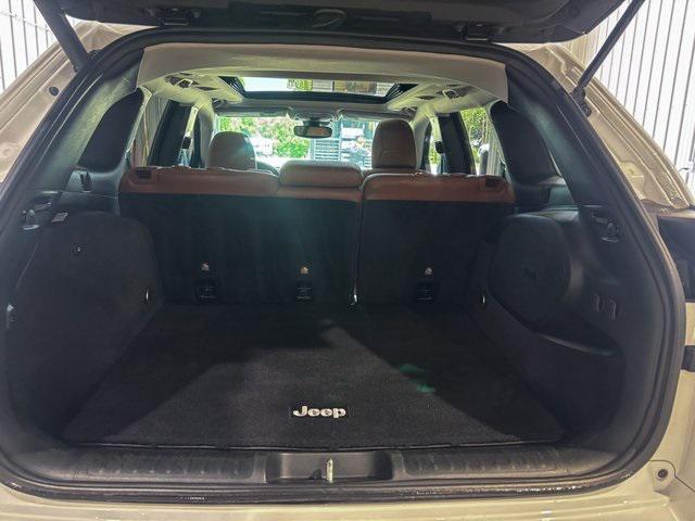 used 2019 Jeep Cherokee car, priced at $21,995