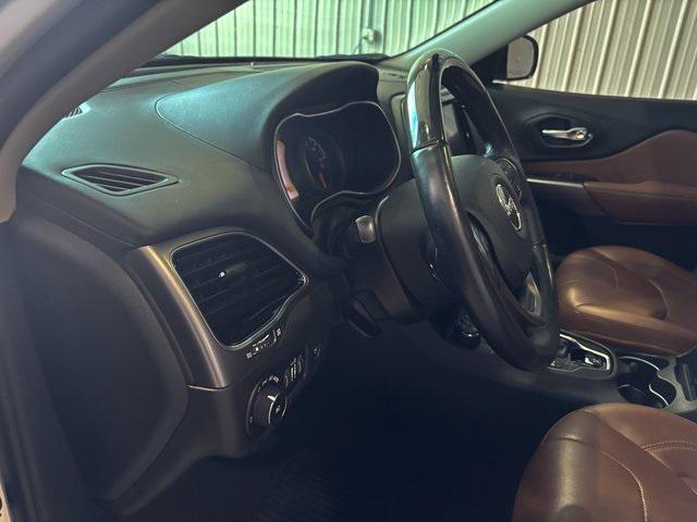 used 2019 Jeep Cherokee car, priced at $21,995