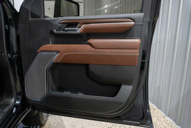 used 2024 GMC Sierra 2500 car, priced at $80,995