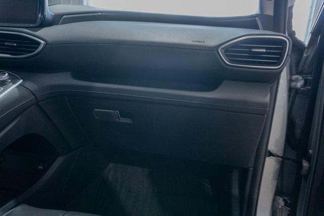 used 2022 Hyundai Santa Fe car, priced at $25,995