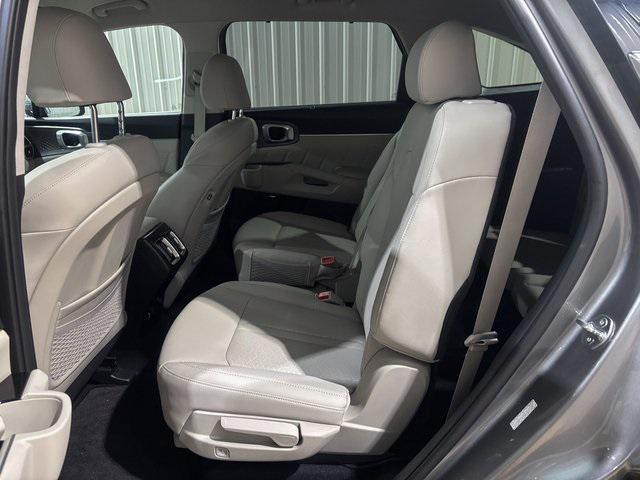 used 2024 Kia Sorento Hybrid car, priced at $36,995