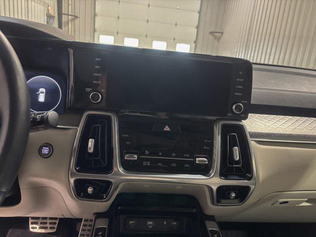 used 2024 Kia Sorento Hybrid car, priced at $36,995