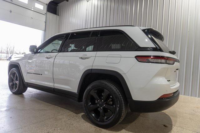 used 2023 Jeep Grand Cherokee car, priced at $29,995