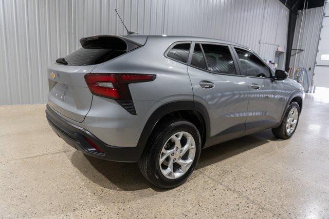 used 2024 Chevrolet Trax car, priced at $21,670