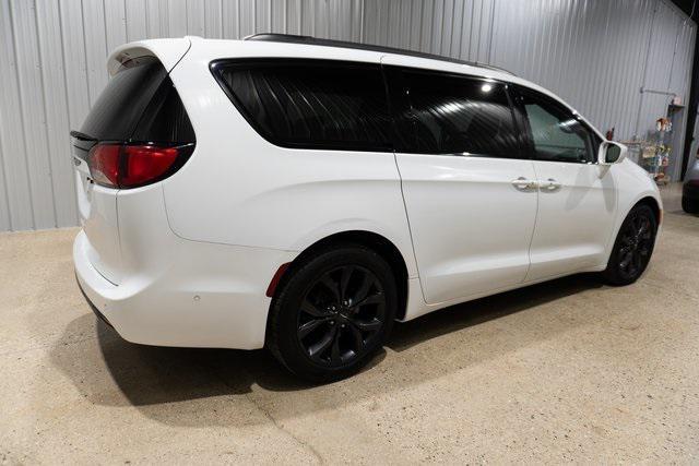 used 2019 Chrysler Pacifica car, priced at $18,995